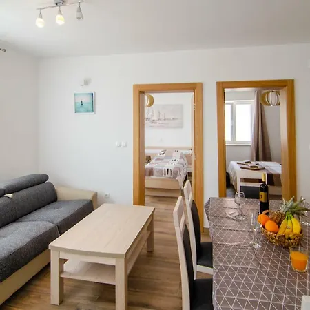 Sara Apartment