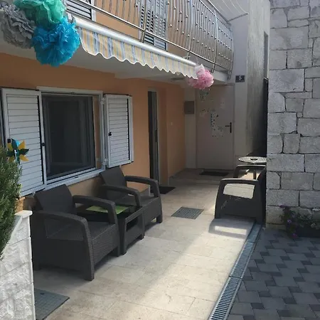 Sara Apartament